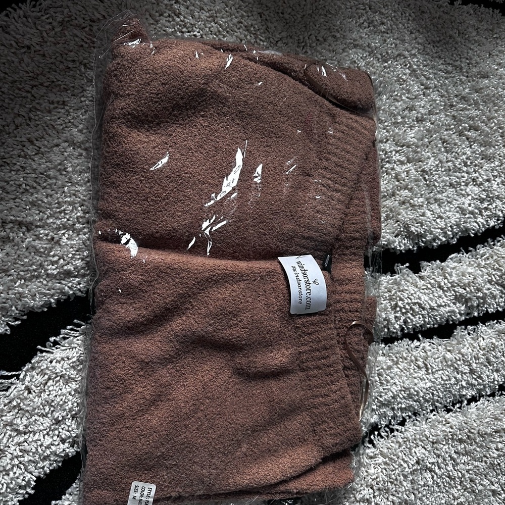 Women’s Brown Fuzzy Leggings